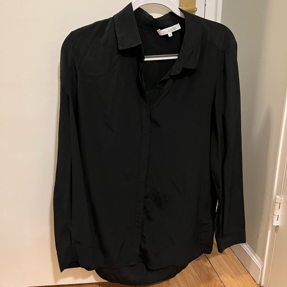 ALEXIS black button down blouse with open sleeves.